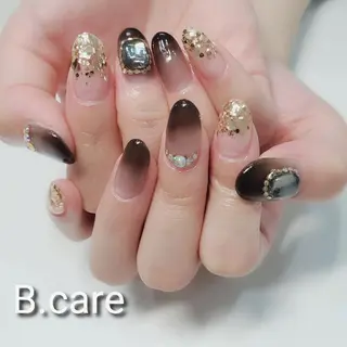 ネイル B.care自由ヶ丘所属・早坂  のネイルデザイン