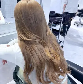 ロング カラー 🫧うる艶トレンド 🫧透明感カラーのヘアスタイル