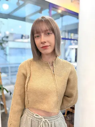 ショート カラー 🌻名古屋🌻 🫧ハイトーン🫧のヘアスタイル