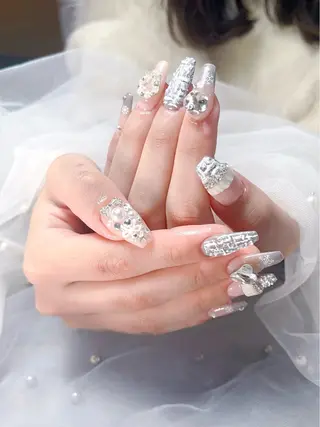 ネイル KiKO 🌻ひまわりサロンのネイルデザイン