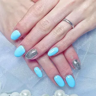 ネイル Queenie 🦋のネイルデザイン