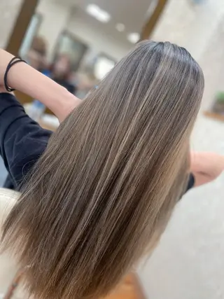 ロング LOPEZ LAB所属・🦁LOPEZLAB /RUNA🌙のヘアスタイル