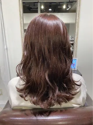 セミロング カラー Sourire  大井町店所属・根本 真奈のヘアスタイル