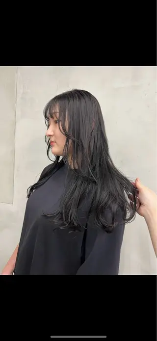 カラー スパイキーショート/ センターパート/奈菜のヘアスタイル