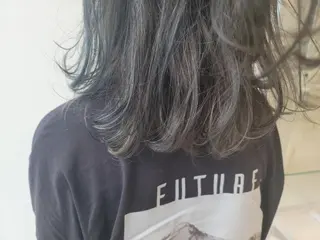 ミディアム カラー 鈴木 翠のヘアスタイル