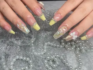 ネイル More Glam 池袋東口店のネイルデザイン