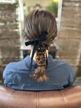 セミロング ヘアアレンジ 沢田 瞳のヘアスタイル