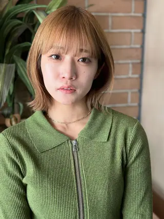 ショート yelm所属・🫒オリーブカラー ミディアムレイヤー✨のヘアスタイル