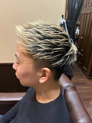 ミディアム 西村 雄斗のヘアスタイル