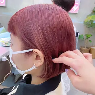 ショート カラー 岡野 静華のヘアスタイル