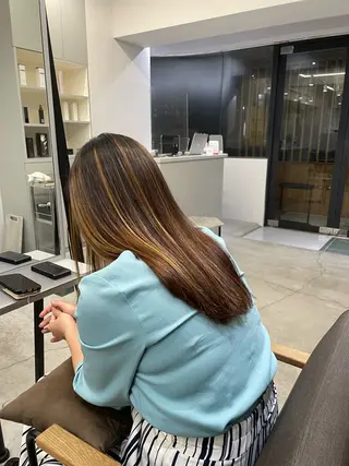 ロング 絶対綺麗な暖色カラー 🎯あります✨増渕✨のヘアスタイル