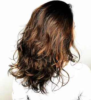 セミロング カラー メンズヘア特化 崎田 成人のヘアスタイル