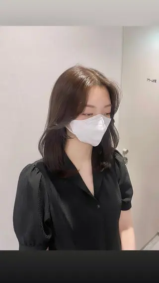 ミディアム 銀座／レイヤーカット 🤍内野すみれのヘアスタイル