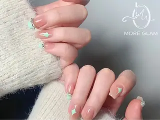 ネイル MoreGlam Nailsのネイルデザイン