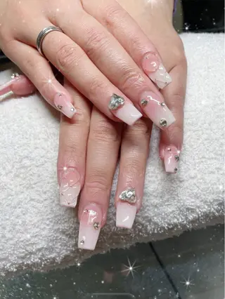 ネイル nailsalon Queen Stellar所属・クイーンステラ mocaのネイルデザイン