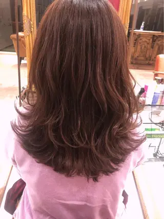 ミディアム カラー BEBE所属・ご新規様限定 透明感カラーKANAのヘアスタイル