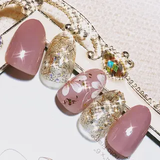 ネイル Bella  totalbeauty所属・Bella 齋藤理奈のネイルデザイン