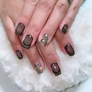 ネイル The Best Beauty受付担当のヘアスタイル