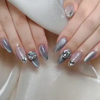 ネイル Maggie Nail🦩のネイルデザイン
