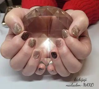 ネイル Salon-NAKO 🐷shirai🐷のネイルデザイン