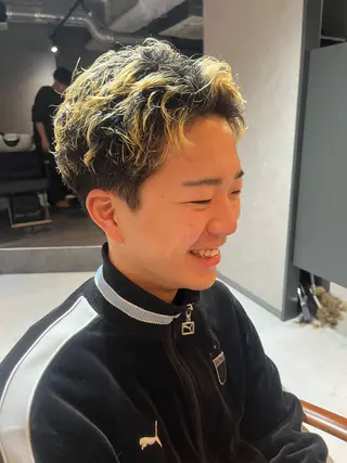 ショート カラー 川路 創太メンズ限定のヘアスタイル