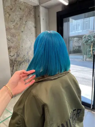 ミディアム カラー ヘアアレンジ SOL.JINGUMAE所属・原宿・デザインカラー YUI🤍ྀིのヘアスタイル