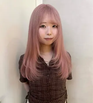 ミディアム カラー ヘアアレンジ ハイトーンカラー /梅田/みほのヘアスタイル