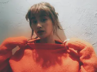 カラー pole/apartment所属・💓パーマ，💗 レイヤーカットのヘアスタイル