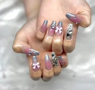 ネイル Minako 【Charmant】のネイルデザイン