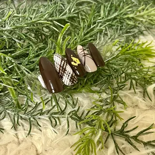 ネイル 近藤 美春のネイルデザイン