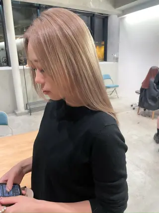 ミディアム カラー ヘアアレンジ ミニボブ/ブリーチ 🌈MISATOのヘアスタイル