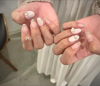 ミディアム m kaori𓃟のネイルデザイン