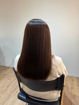 セミロング afloatkobe所属・美髪/髪質改善 川口凌弥のヘアスタイル