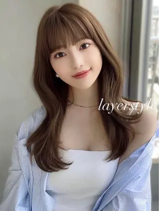 セミロング AINANLY 明治神宮前店所属・似合わせレイヤー モテカラー🤍三科のヘアスタイル