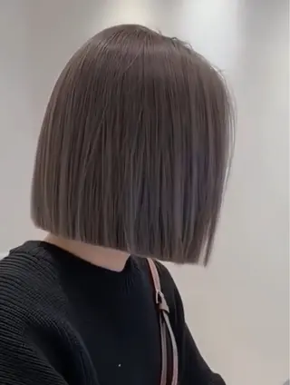 ショート カラー ヘアアレンジ yoko/レイヤー /小顔ボブ/艶カラーのヘアスタイル