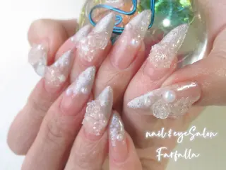 ネイル Farfalla Kieのネイルデザイン