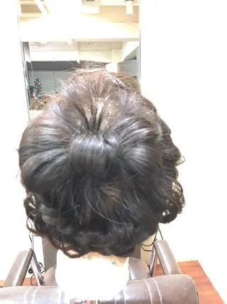 ミディアム セミロング ロング ヘアアレンジ 推し活専用 【派手髪】飯野ゆかりのヘアスタイル