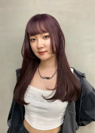 ミディアム カラー ヘアアレンジ mina 🌷のヘアスタイル