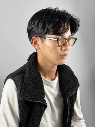 セミロング ヒロ銀座プレミアムバーバー銀座店所属・田中 心のヘアスタイル