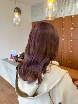 セミロング カラー トップスタイリスト 林すずかのヘアスタイル