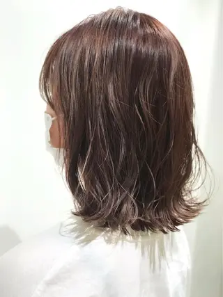 ミディアム カラー 由比藤理子 ブリーチカラー🌈のヘアスタイル