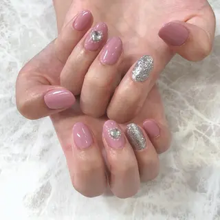 ネイル 西岡 杏のネイルデザイン