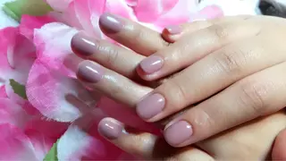 ショート ネイル 長さ出し専門 nynaのネイルデザイン