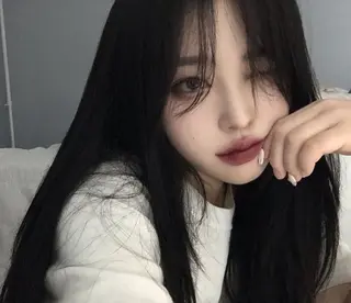 ロング カラー 韓国風暗髪ヘア🤍 🫧MIREIのヘアスタイル