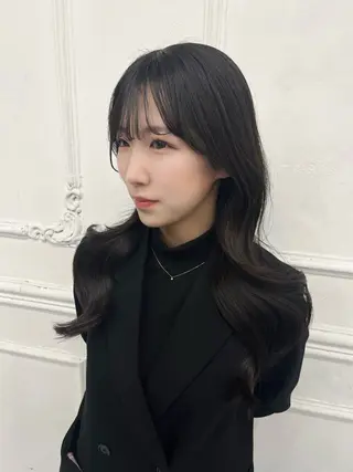 カラー ハイトーン/韓国ヘ ア/古吉かやのヘアスタイル