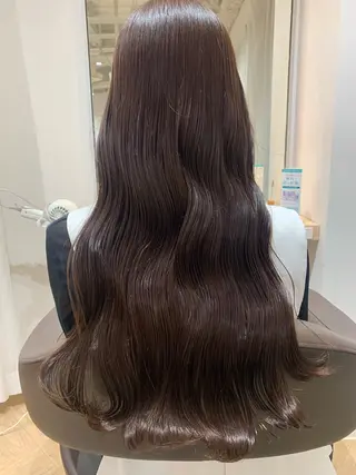ロング カラー FRAME+なんば駅前店所属・砂野 真璃奈のヘアスタイル