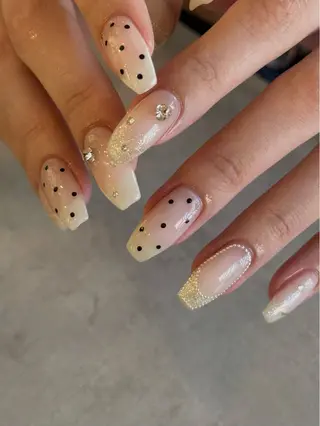 ネイル LOA.所属・LOA. nanaのネイルデザイン