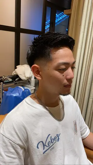 ショート ヘアーサロン　エステ所属・川満 琢也のヘアスタイル