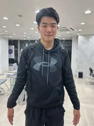 ショート 海/ミディアムレ イヤー/メンズカットのヘアスタイル