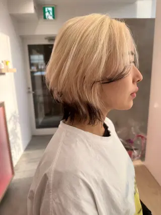 ショート カラー 中山 まどかのヘアスタイル